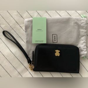 Women’s TOUS brand wristlet